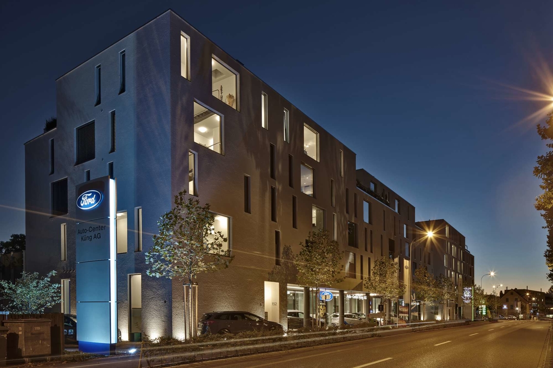 192_Garage_und_Wohnueberbauung_Wettingen_Abend_11